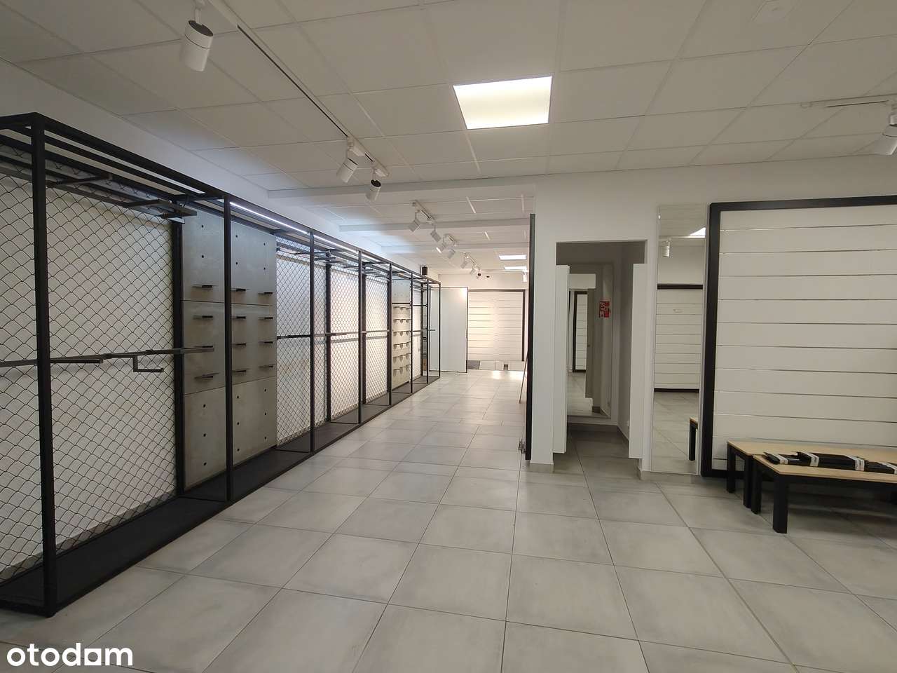 Lokal handlowo-usługowy - 148,73 m² w Centrum Pl. Juranda 1A, - Pełny obrazek: 4/16