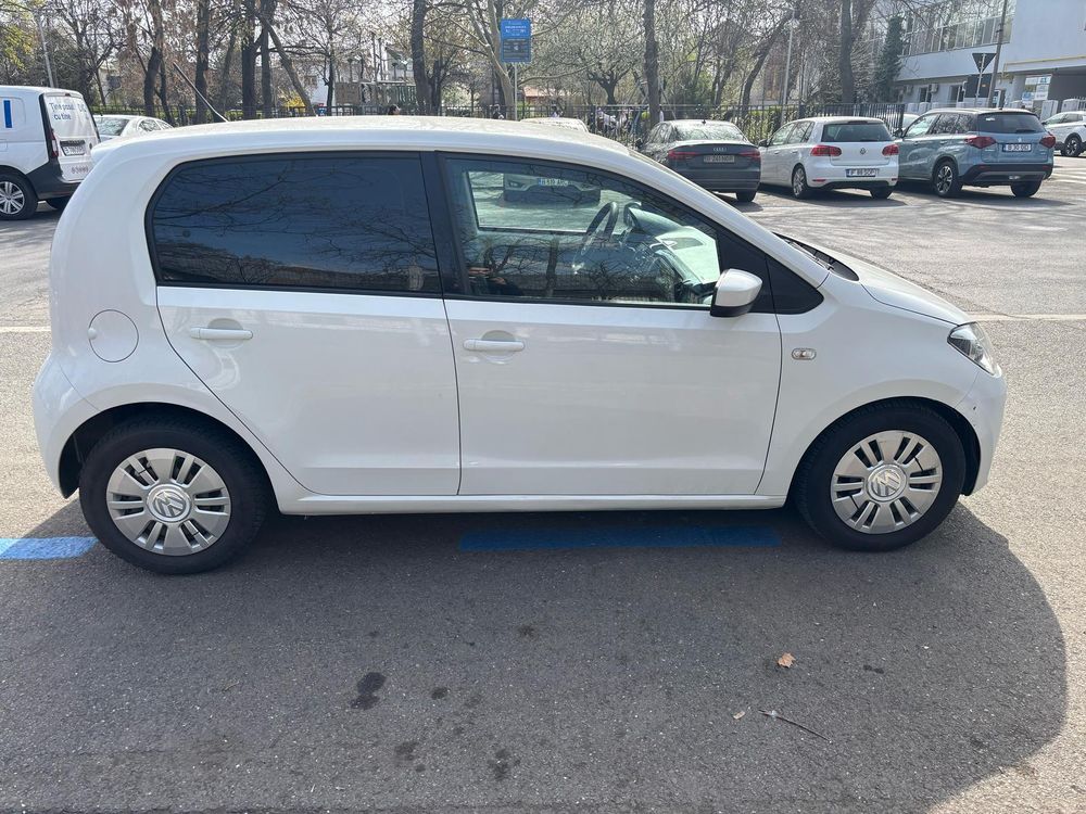 Volkswagen Up! 2016