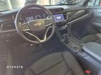 Cadillac XT6 - 12