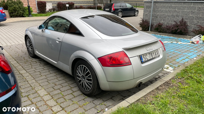 Audi TT Coupe 1.8T - 6