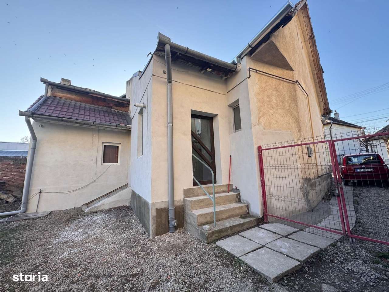 CASA SINGUR IN CURTE CU TEREN GENEROS | PIATA CLUJ | TEREZIAN - Imagine principală: 4/11