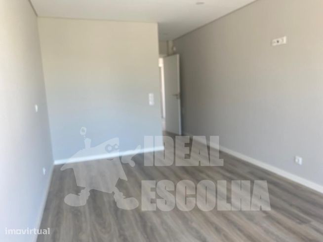 Moradia V4 em Fernão Ferro: ..
Conheça o Seu Novo Lar!...-35