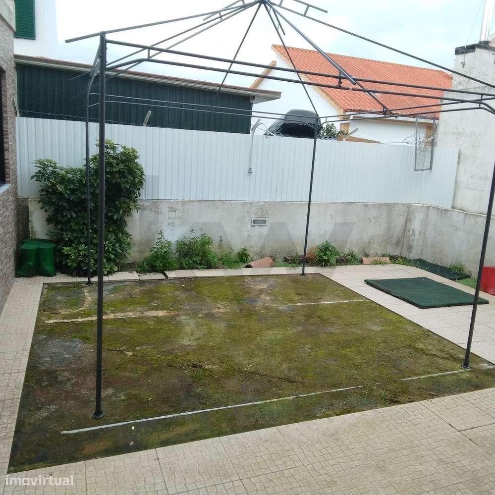 Moradia Térrea Isolada T2+1 | Quinta do Conde | Pronta a Habitar 35-18