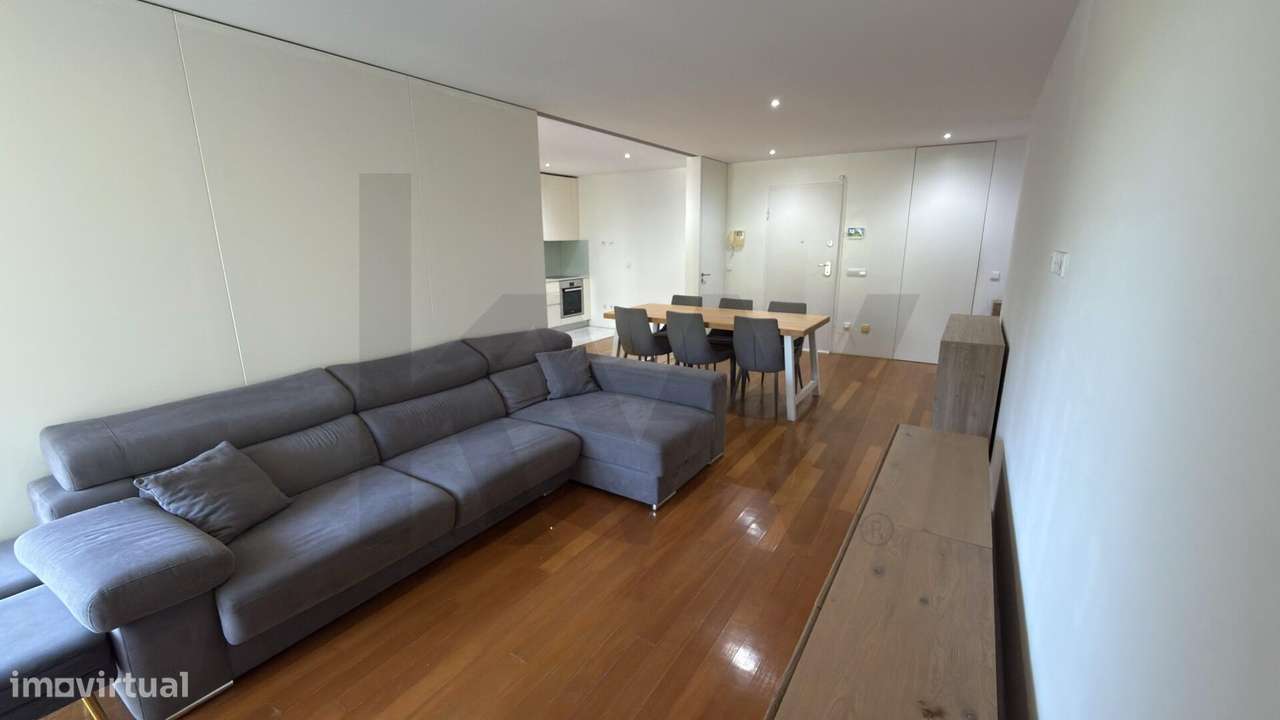 Apartamento T3 Condominio com piscina Belas Clube Campo-11