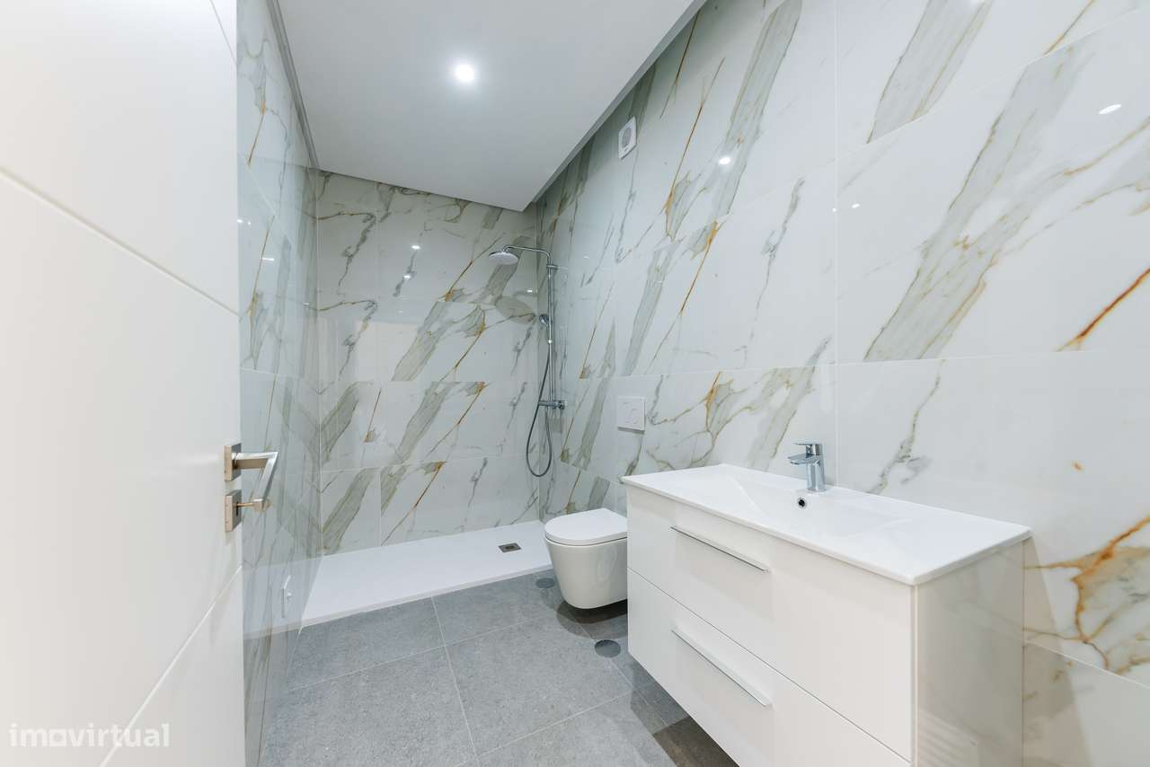 Moradia Nova | PISCINA | 3 Suites | Garagem e Jardim-21