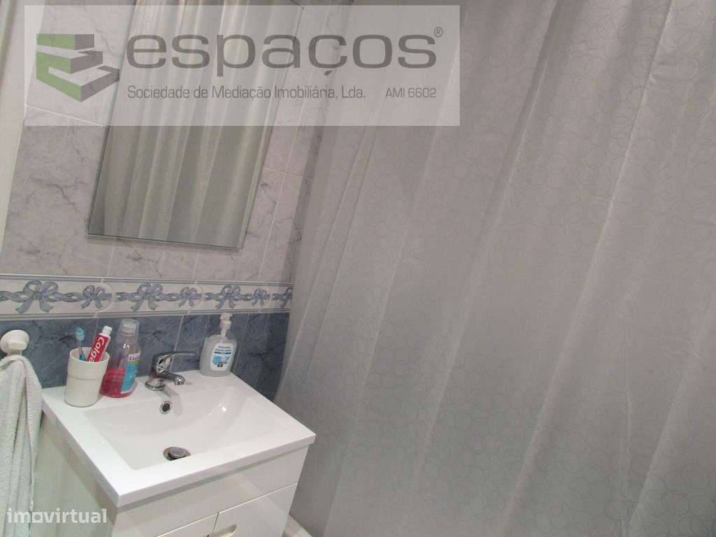 Apartamento T2 São João da Talha, Ótimo estado-10
