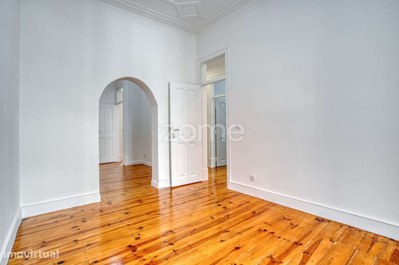 Apartamento T3 Remodelado |Penha de França-8