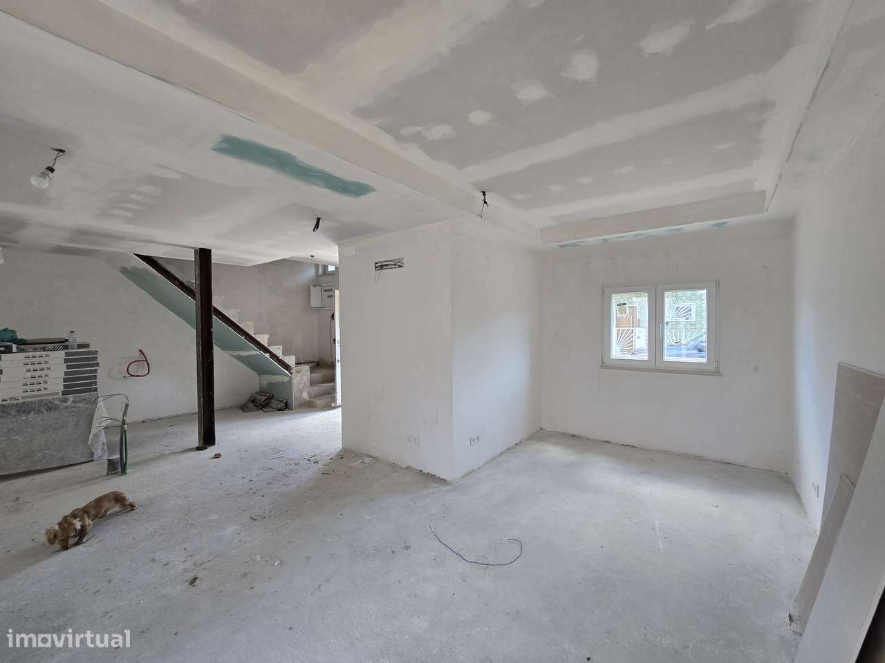 Moradia T3 no Bairro da Encarnação em fase de conclusão - Grande imagem: 5/26