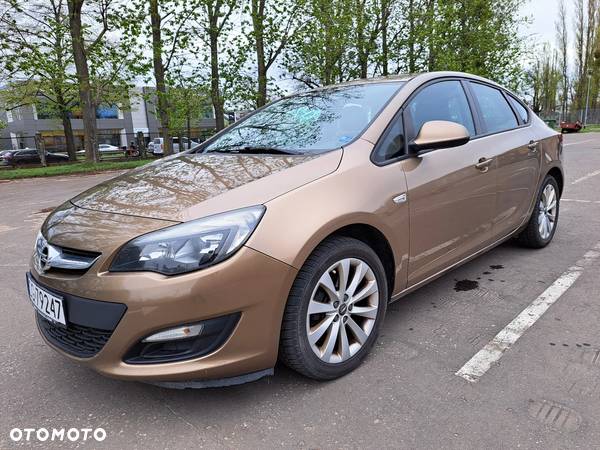 Opel Astra - 14