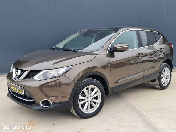 Nissan Qashqai 1.5 dCi TEKNA - 1