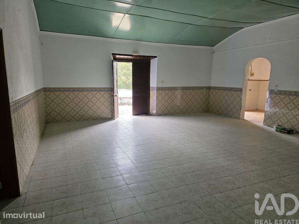 Loja / Estabelecimento Comercial em Santana de Cambas de 103,00 m2 - Grande imagem: 4/10