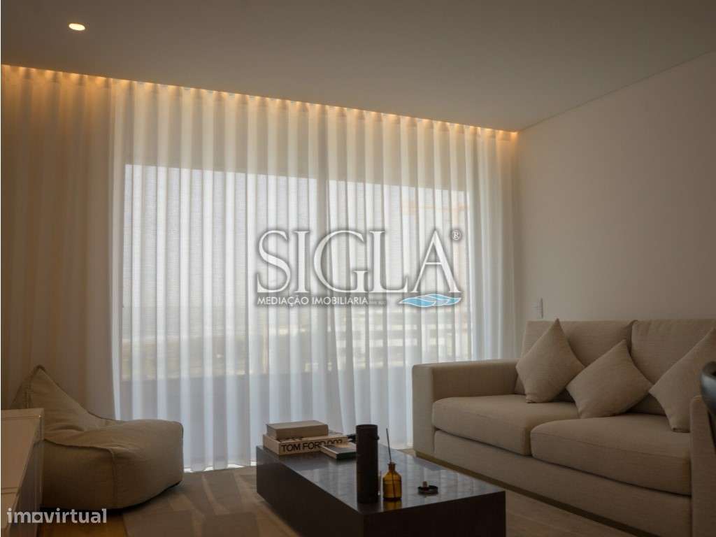 T1 em 1ª linha de Mar - Grande imagem: 5/13