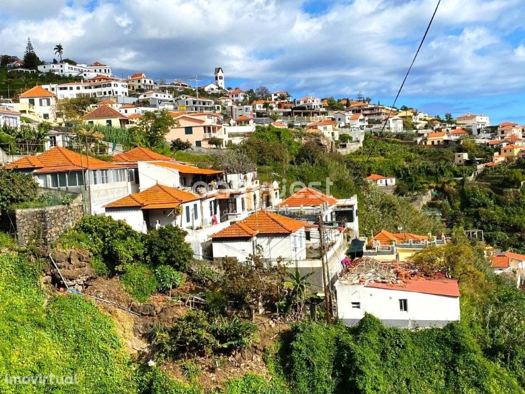 Moradia Térrea V2 em São Gonçalo Funchal Ilha Da Madeira