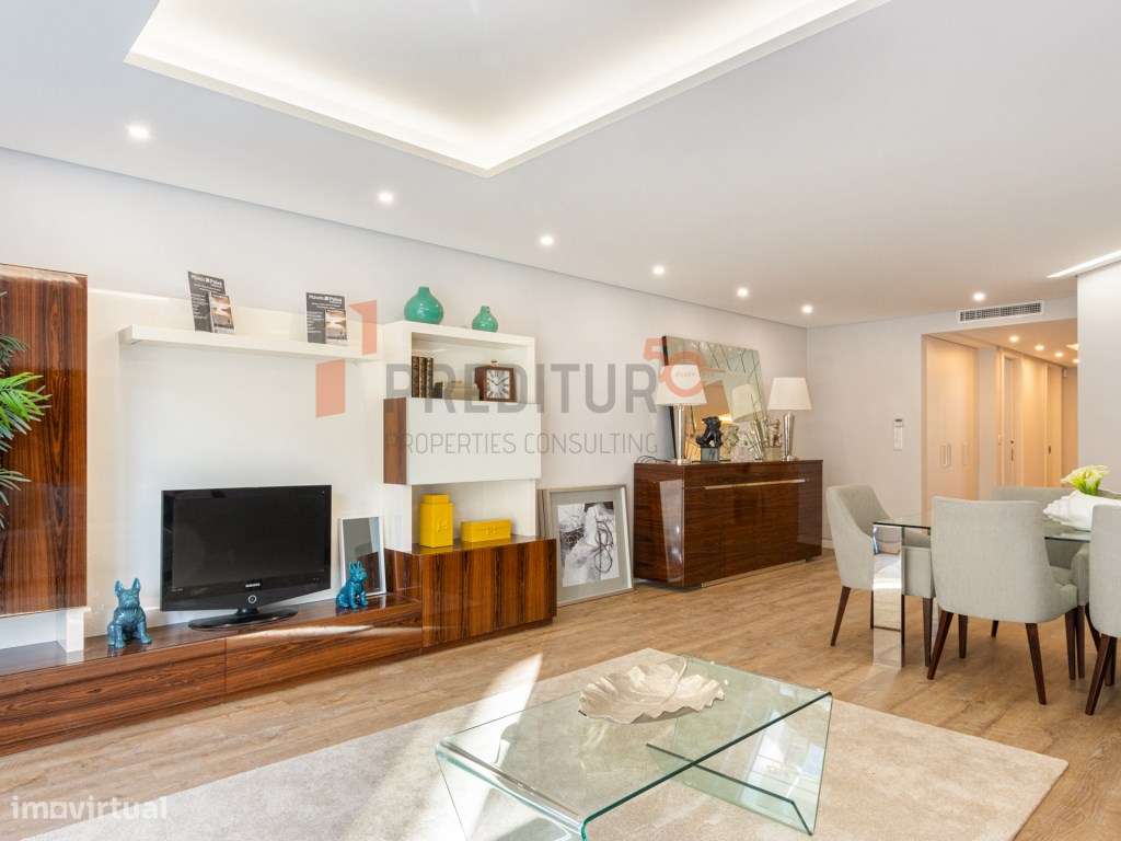 Apartamento T3 na Quinta das Marianas, Parede - Grande imagem: 2/21