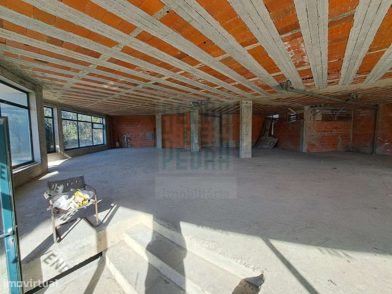 Espaço comercial na Rua do Agro, Praia, Madalena-9