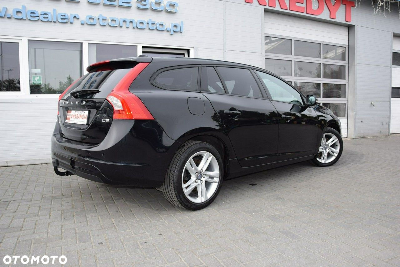 Volvo V60 D2 Kinetic - 14