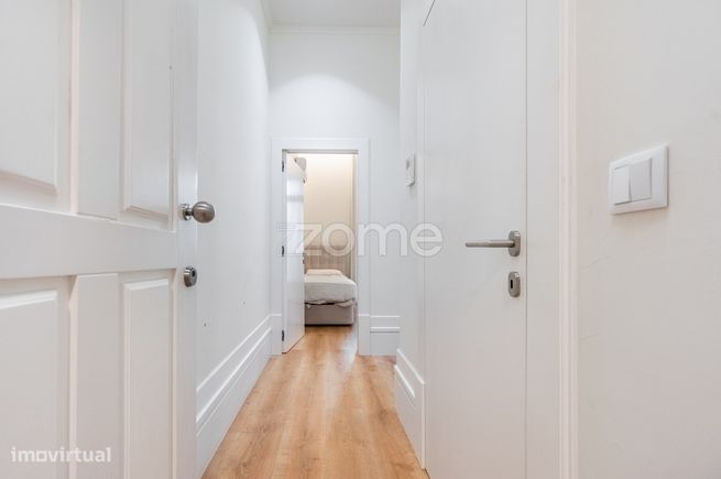 Apartamento T2 para Venda – Junto ao Coliseu do Porto-8