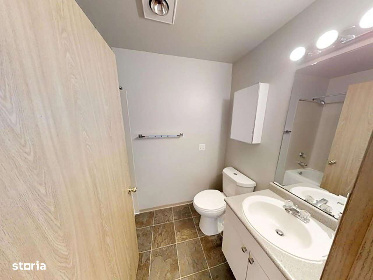 Apartament nou în zona tractorul, COD 8244-4