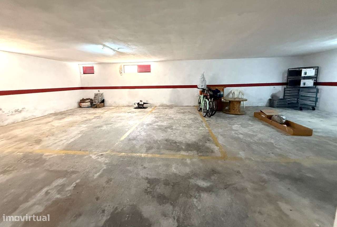 Apartamento T3 com Suíte, Varanda e Garagem – Praia do Furadouro-30