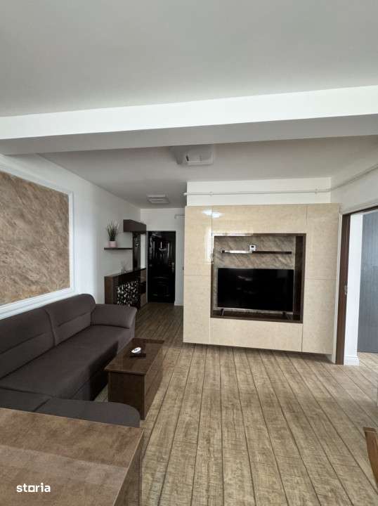 Apartament modern de inchiriat – 60mp utili-3 camere, curte, – Cal - Imagine principală: 4/7