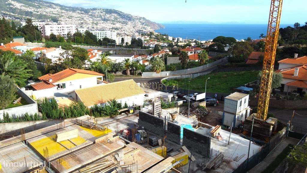 Moradia Nova em Funchal com Vista e Luxo por 610.000€ - Grande imagem: 3/16