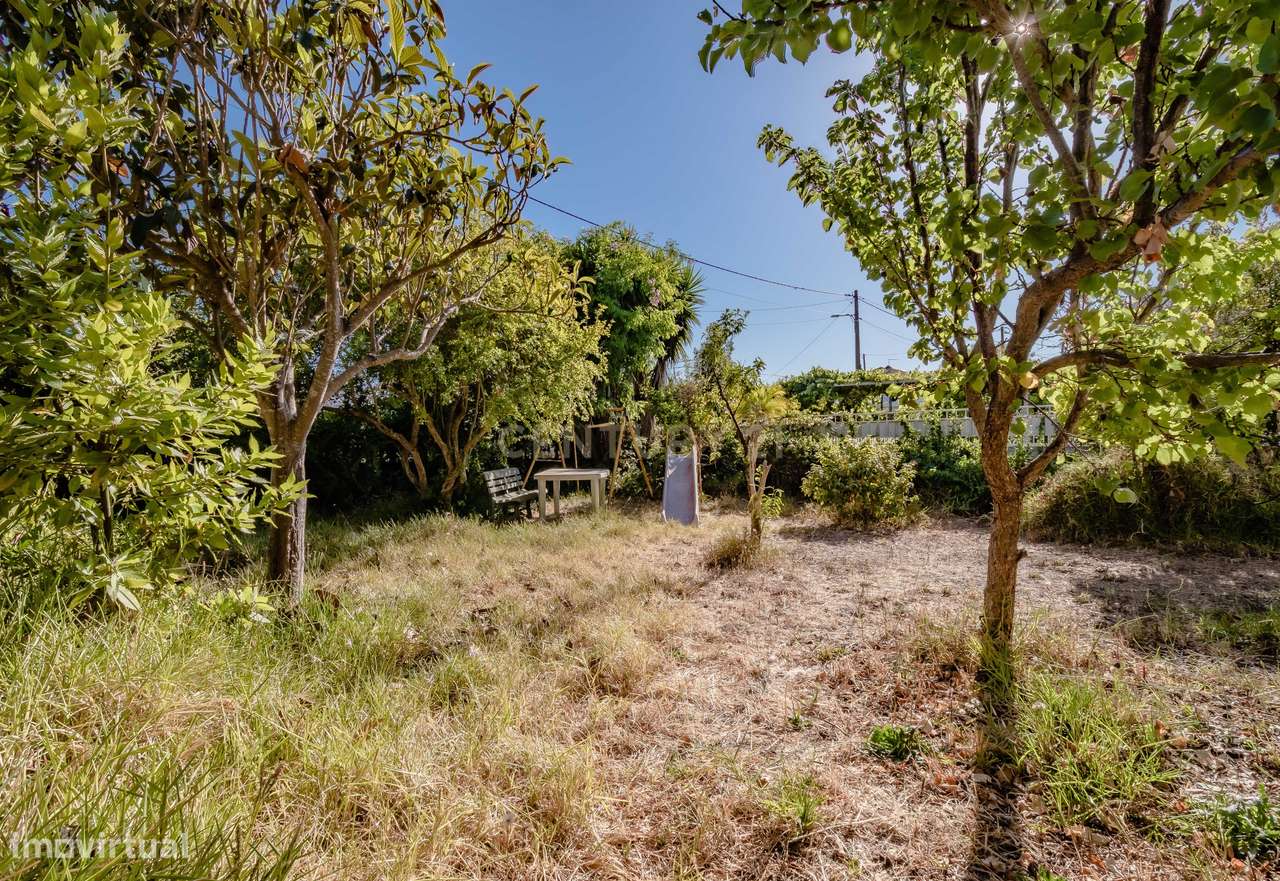 Casa T2 em Fernão Ferro, Seixal - Oportunidade Única!-34