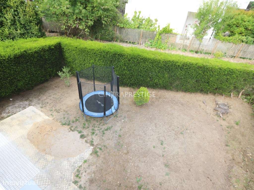 Moradia T3 com Jardim e Garagem na Quinta Verde - Nafarros, Sintra.-37
