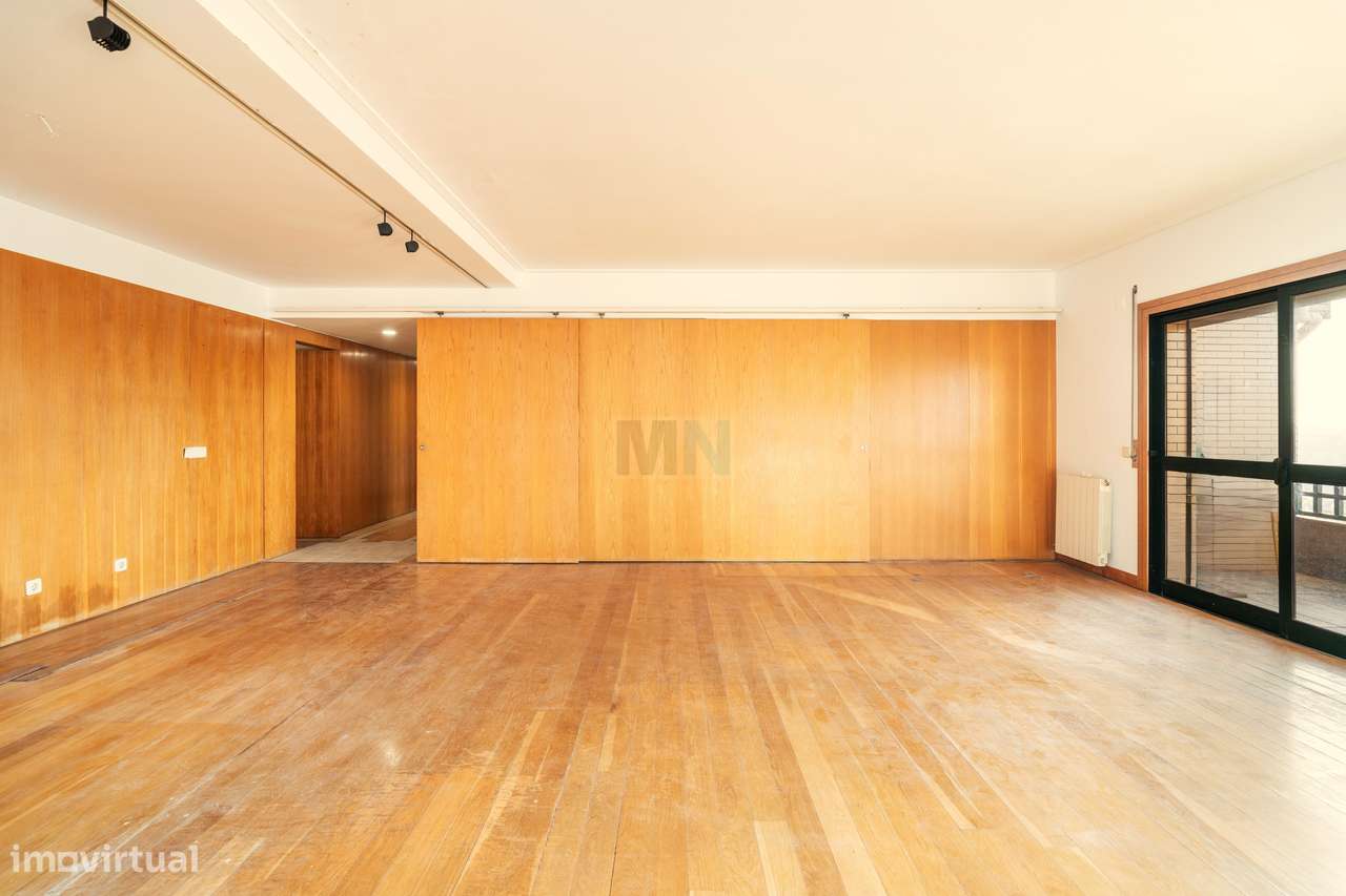 T4 Duplex com vistas panorâmicas zona de Celas - Grande imagem: 3/28