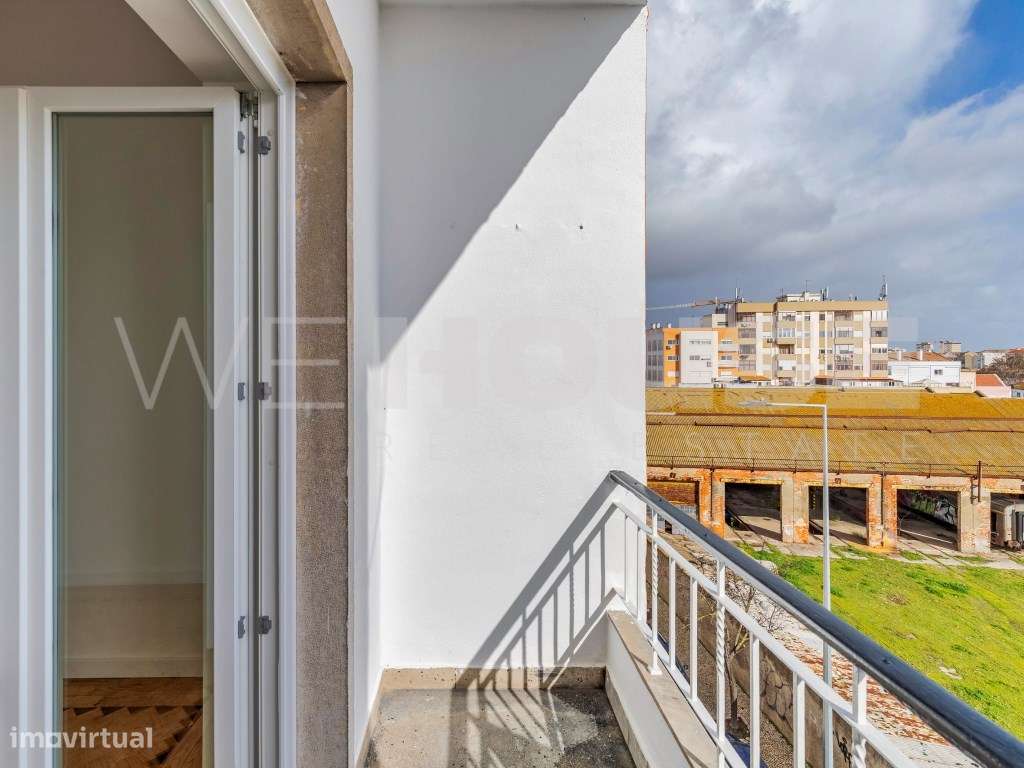 Apartamento T2 Remodelado, Avenida Republica, Centro do Barreiro-3