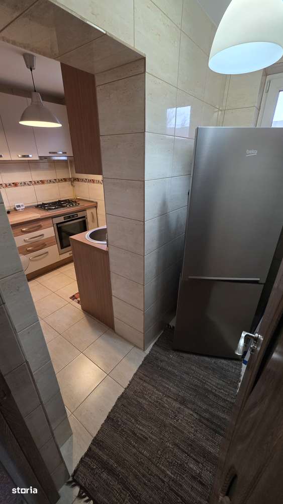 Ofer spre inchiriere ap cu 3 camere - Imagine principală: 5/12