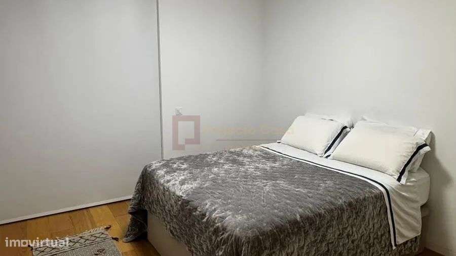 Apartamento de Prestígio com 3 Suítes e Excelente Luminosidade-9