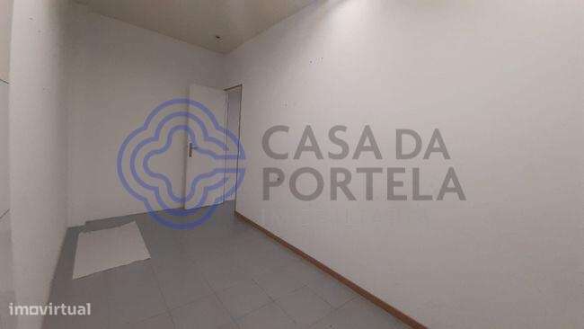 Loja para venda situada no centro do Montijo. - Grande imagem: 4/12