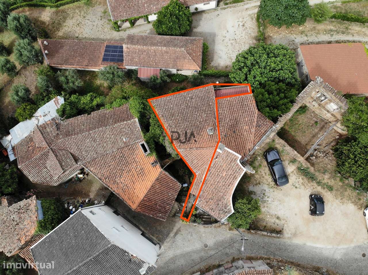 Moradia para restaurar em Sangemil, Penalva do Castelo-14