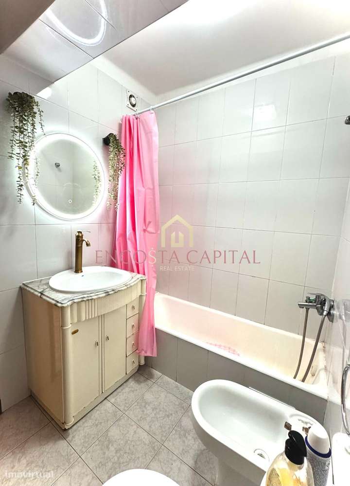 APARTAMENTO T2 QUELUZ C/ARRECADAÇÃO-11