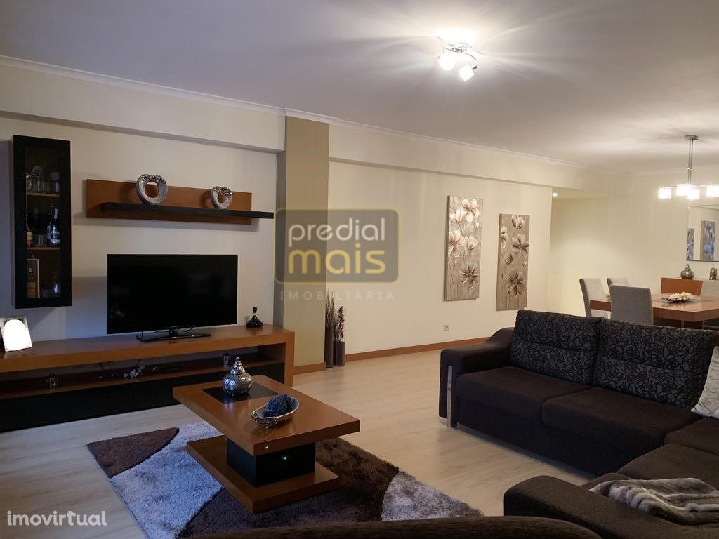 APARTAMENTO T3 MAIA