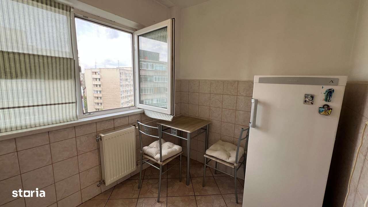 Garsoniera in bloc mixt, an 1980 zona Lujerului, Militari-6