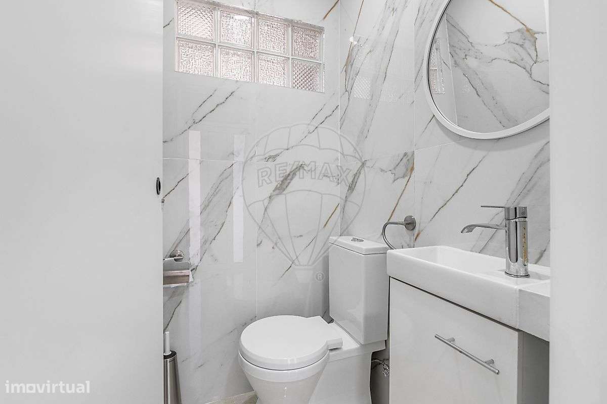 Moradia T5 para venda-7