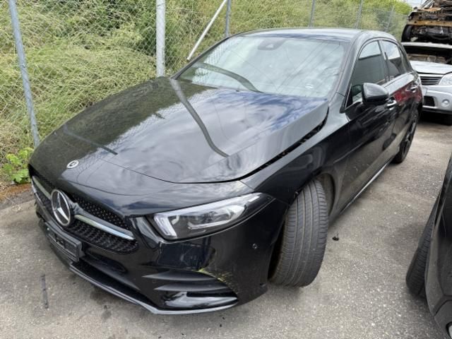 Mercedes-Benz A W177 200 AMG Line 7G-DCT 2022
