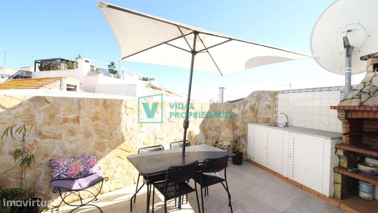 Moradia T2 com Terraço e Vista em centro de Lagos-17