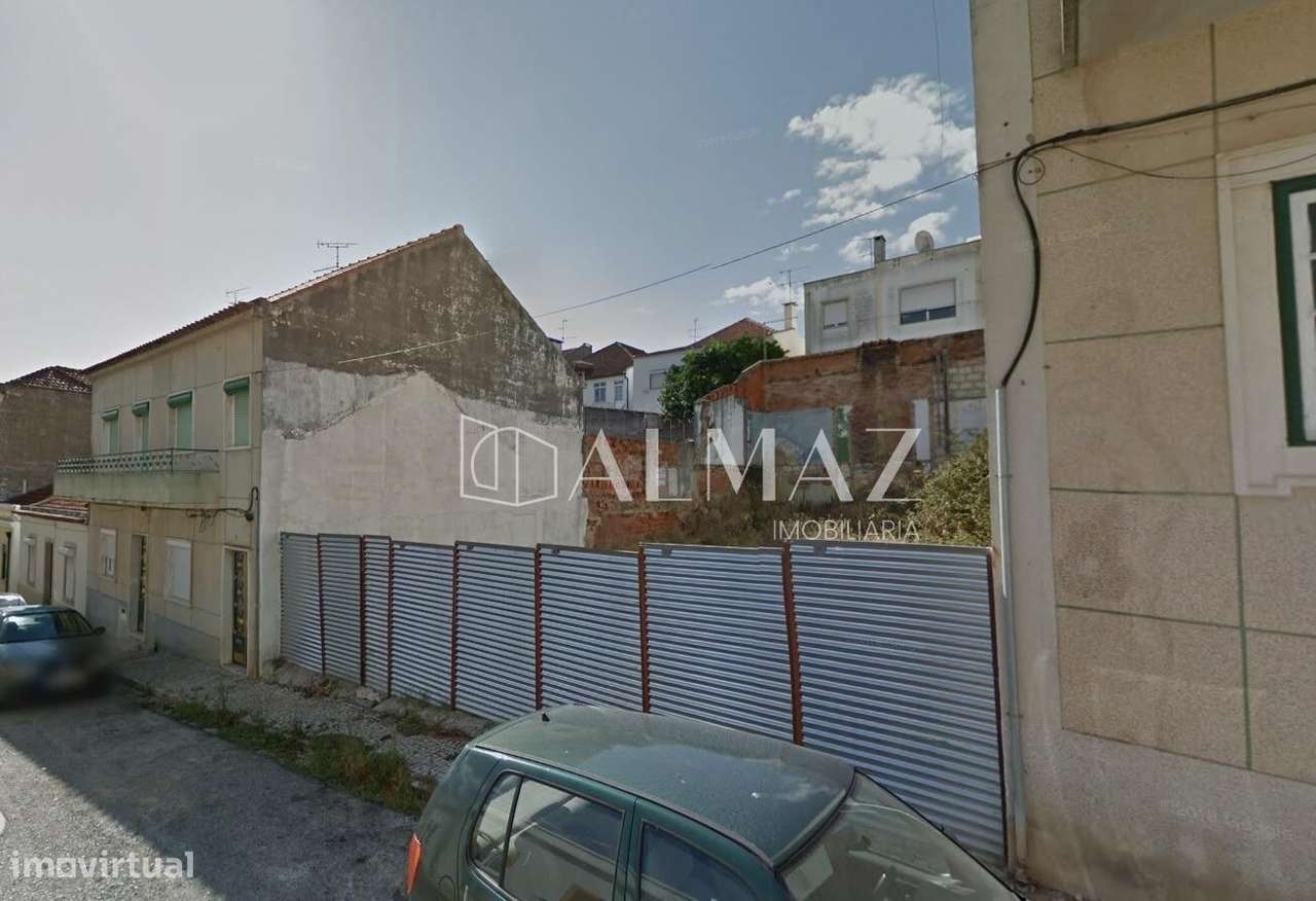 Terreno Urbano, no centro da cidade de Santarém |  A 300m do...-3