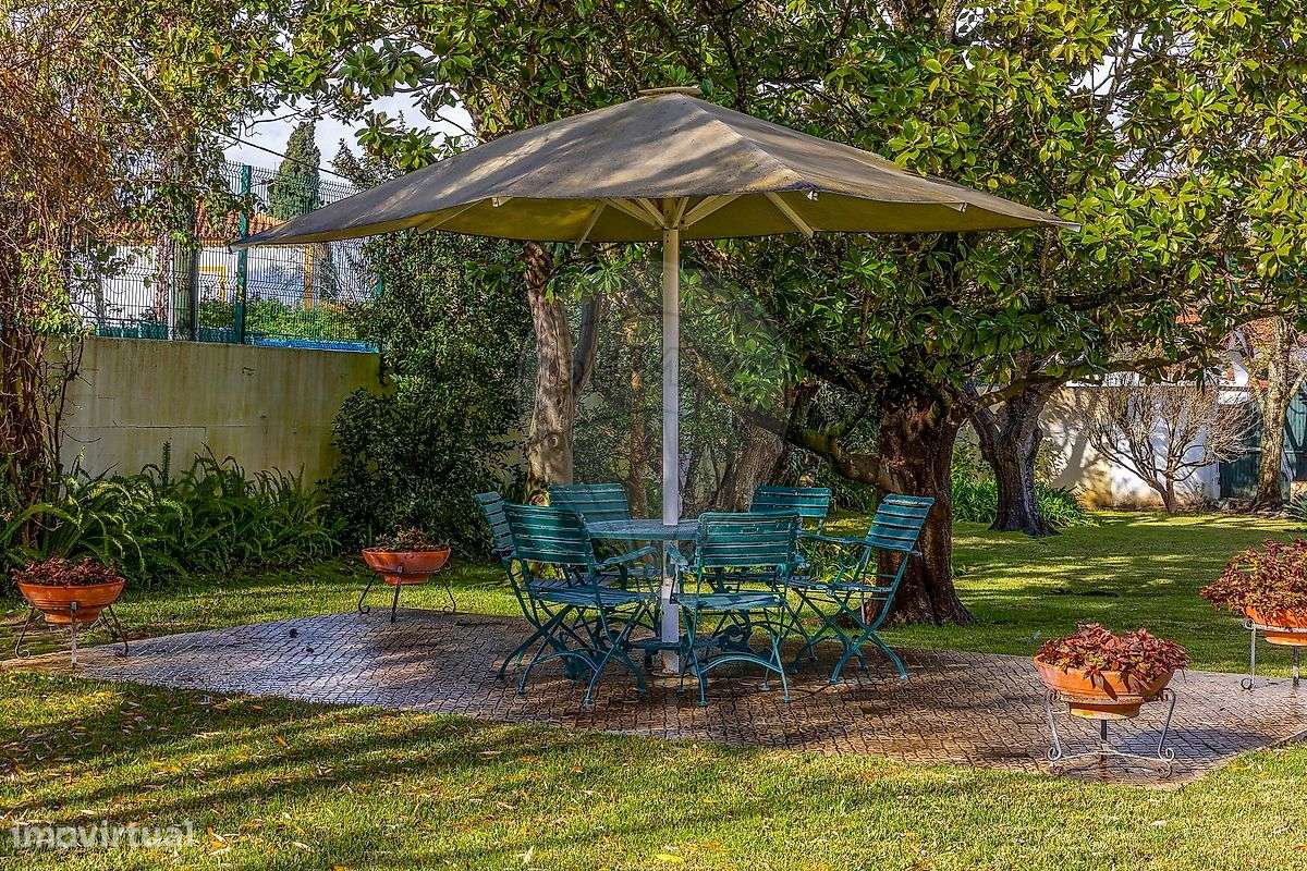 Moradia T4 para venda-10