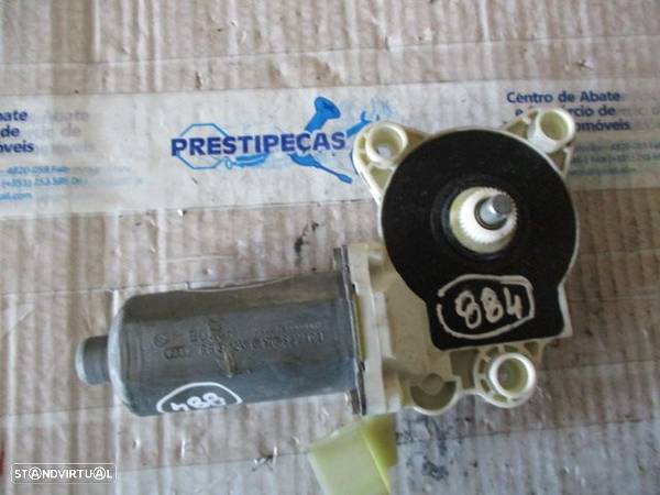 Motor Elevador Vidro 0130821973 MERCEDES CLK 2004 TE - 1