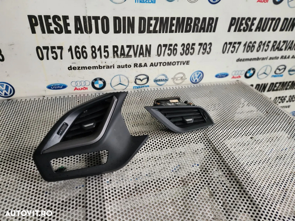 Grile Grila Ventilatie Bord Stanga Dreapta Bmw Seria 1 F40 F41 Seria 2 F45 Volan Stanga Dezmembrez Bmw F40 M Paket - Dezmembrari Arad - 1