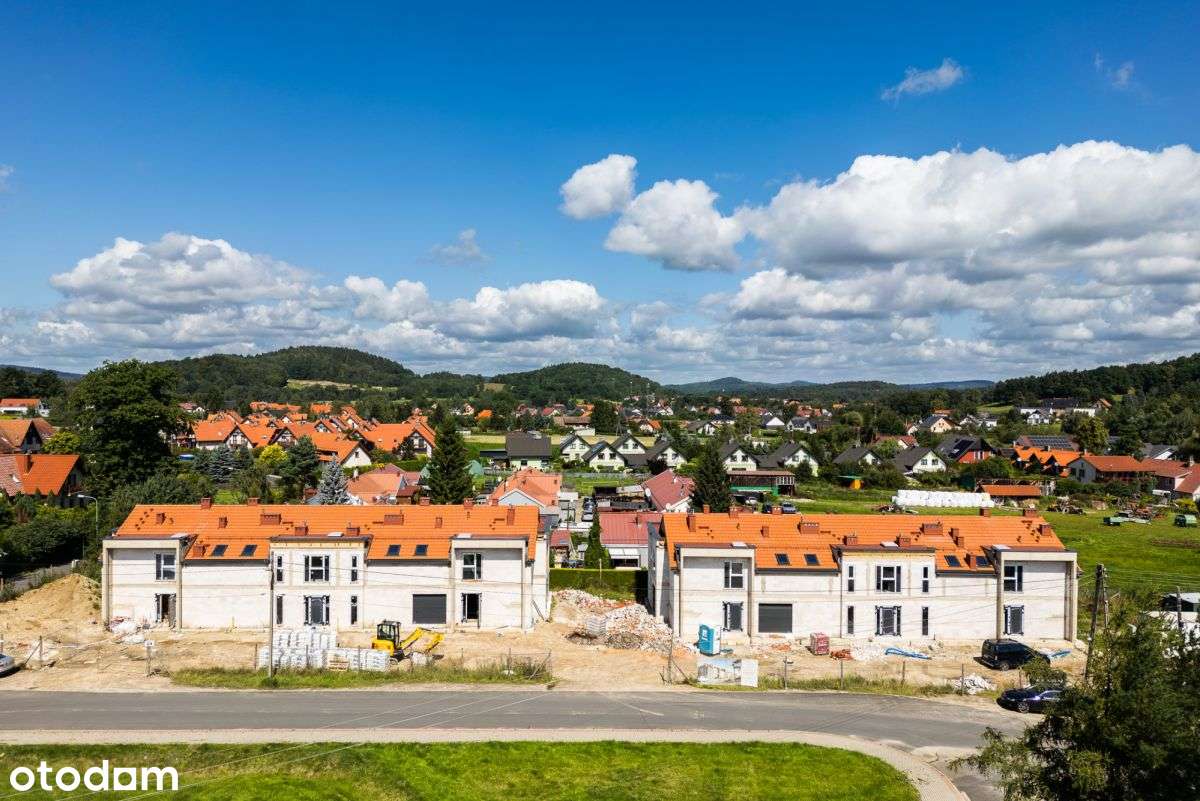 Kawalerka z Loggią i Antresolą – Apartamenty Czarn - Pełny obrazek: 4/8