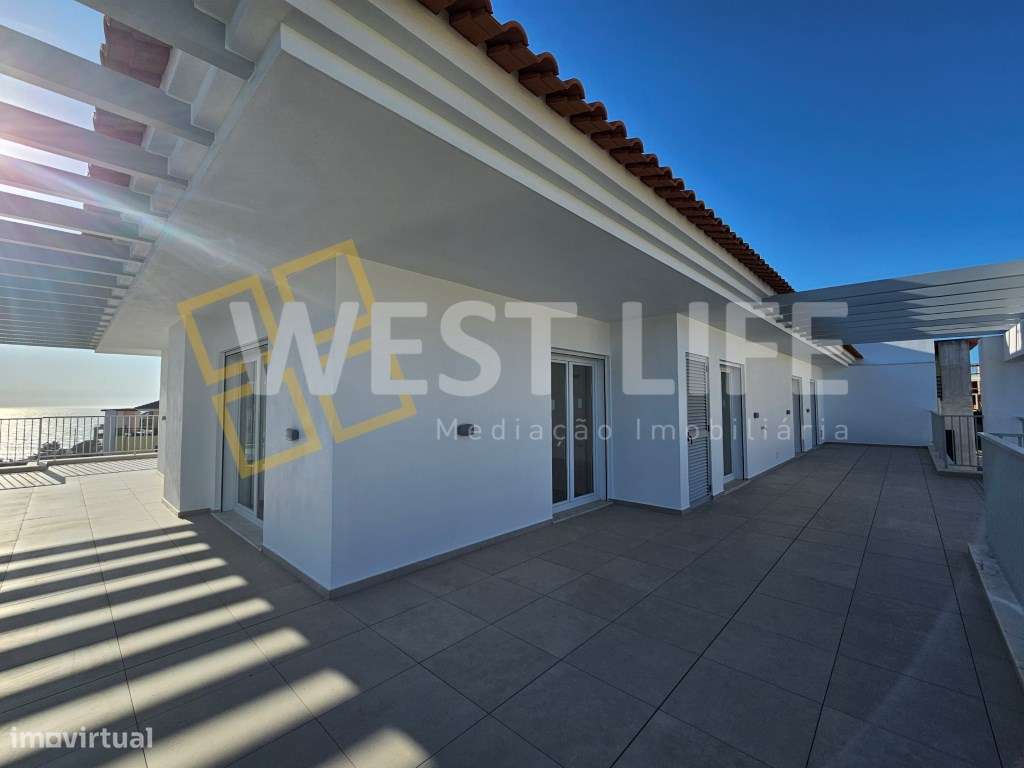 Penthouse T3 com 3 suítes e terraço com magnifica VISTA MAR - Ericeira-17