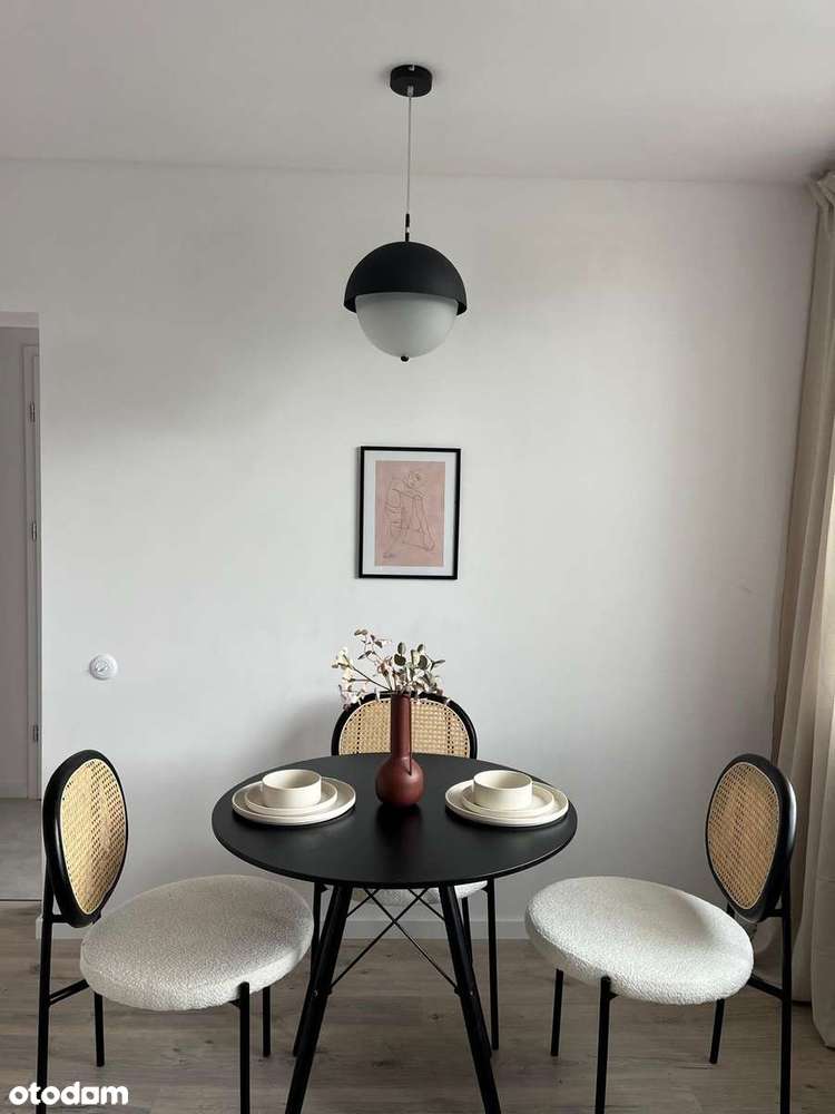 Blisko Katowic I 3 pokoje I Generalny remont I Piękna, zielona okolica-1