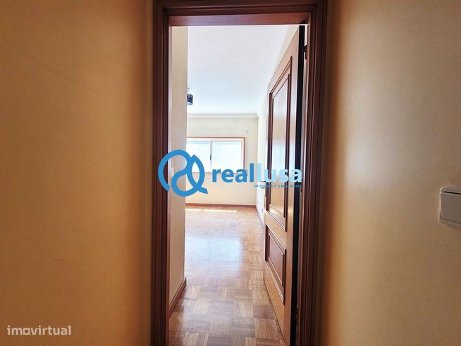 Apartamento T1 c/ garagem Águas Santas Maia-9
