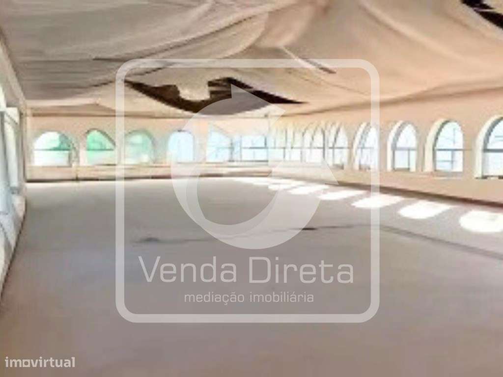 Palacete Histórico, do século XIX no Centro de Almeirim - Oportunid...-13