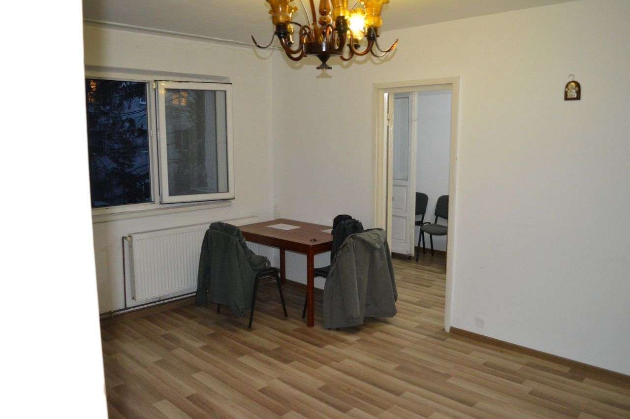 Vânzare Apartament 2 Camere zona Polux, Ploiesti-6