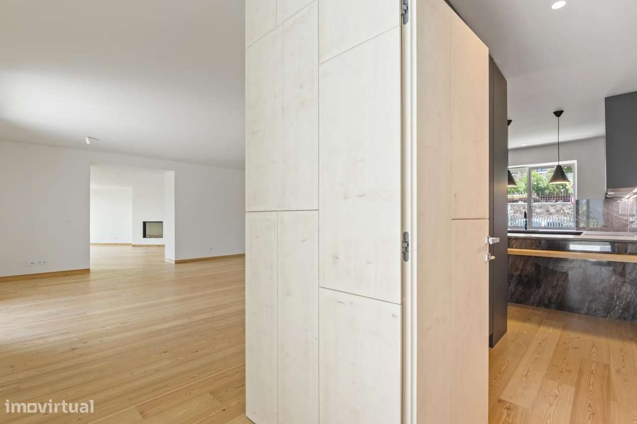 Apartamento T3 com piscina, Monte Estoril, Cascais - Grande imagem: 5/47